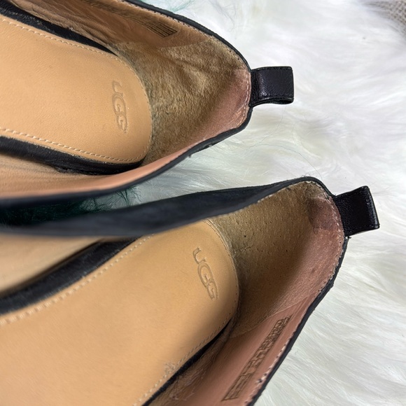 UGG "LYNLEY" WOMENS BALLERINA BLACK SUEDE LEATHER FLATS -size 7 - Picture 4 of 13